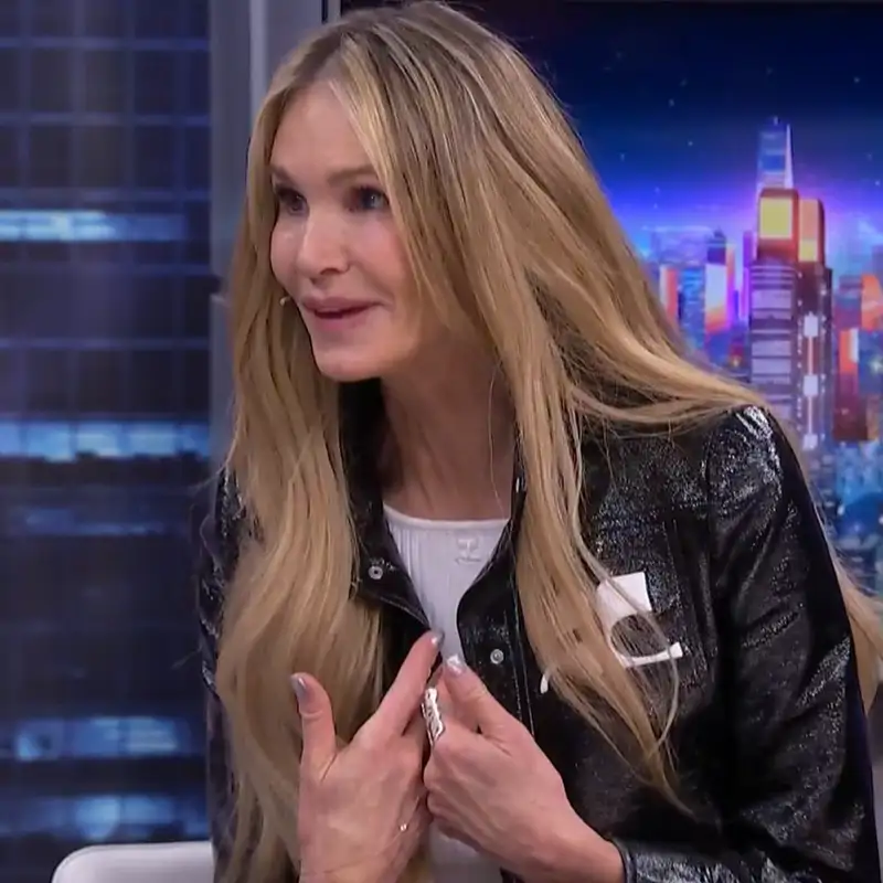 Elle Macpherson sorprende a Pablo Motos en 'El Hormiguero' al revelar cuál fue su primer trabajo antes de ser modelo: "Ganaba 12 dólares a la semana"