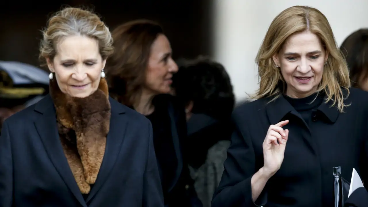 El gesto con el que Zarzuela remarca todavía más la gran diferencia entre las infantas Elena y Cristina
