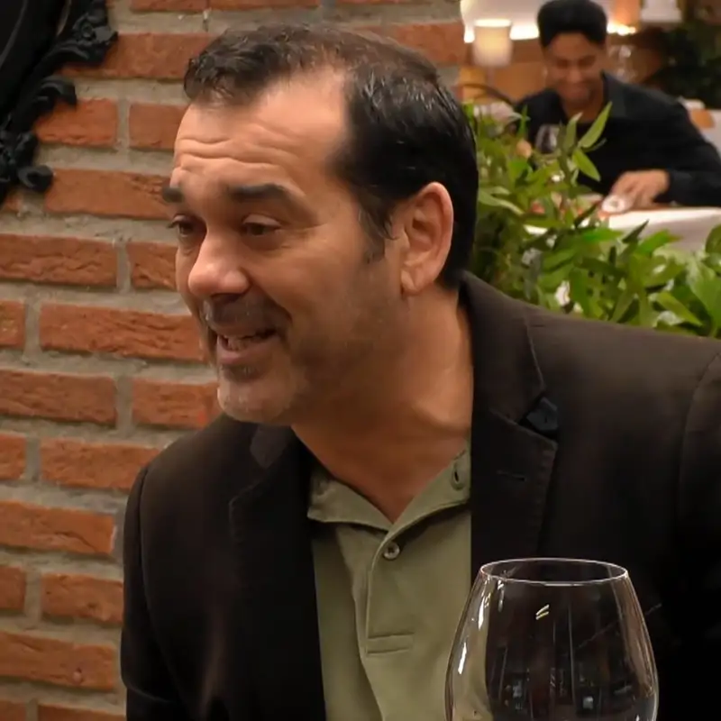 La inaudita técnica de ligar de Alejandro ha dejado sin palabras a su cita en ‘First Dates': "No me lo esperaba para nada" 