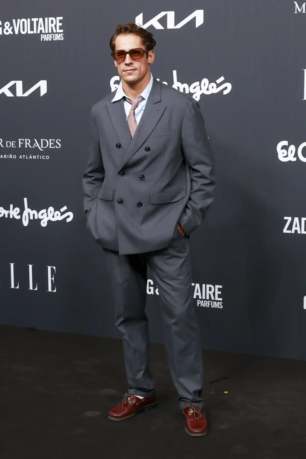 Alfombra Roja Elle mejores looks Martin Rivas