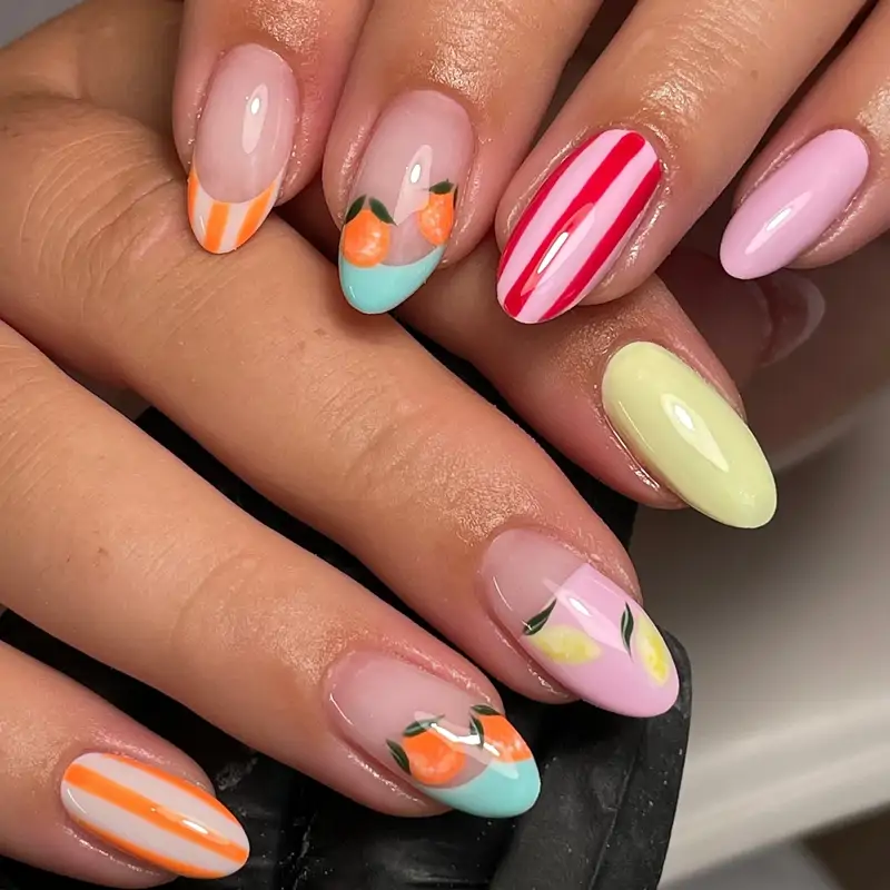 20 diseños de uñas de moda en el verano del 2025: desde colores vitamina hasta estampados que quitan años