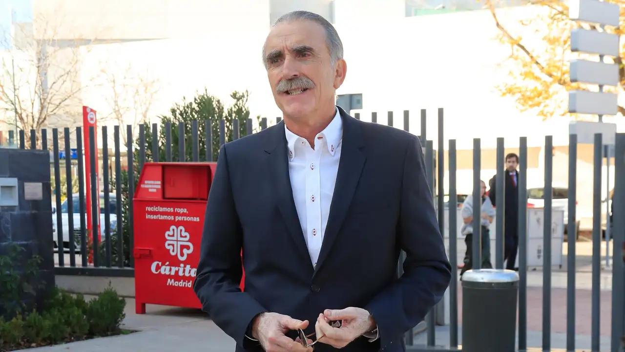 Juan y Medio