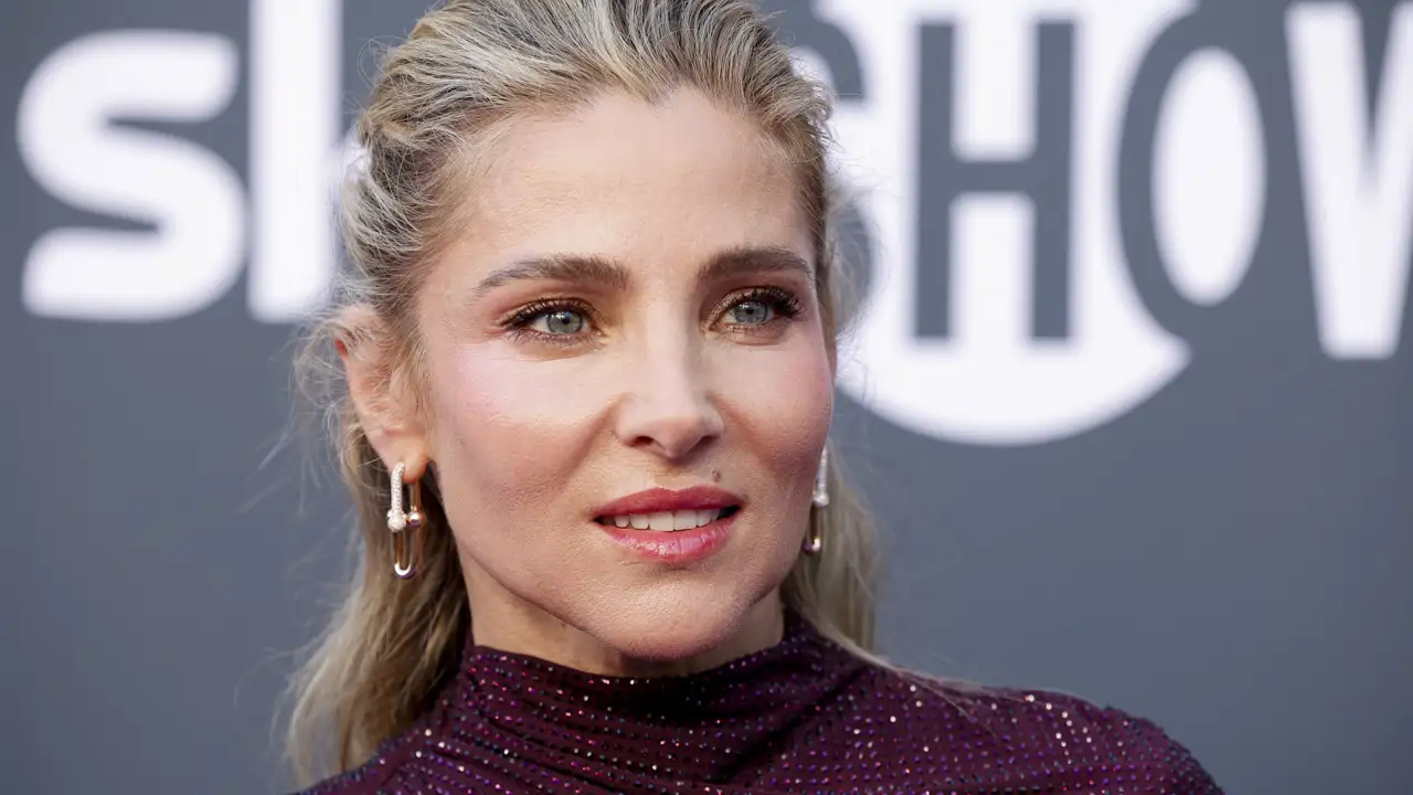 Elsa Pataky, 48 años: "Jamás me voy a dormir sin haberme limpiado la cara profundamente. No hay día de mi vida que no lo haga, eso me lo marcó mi madre"