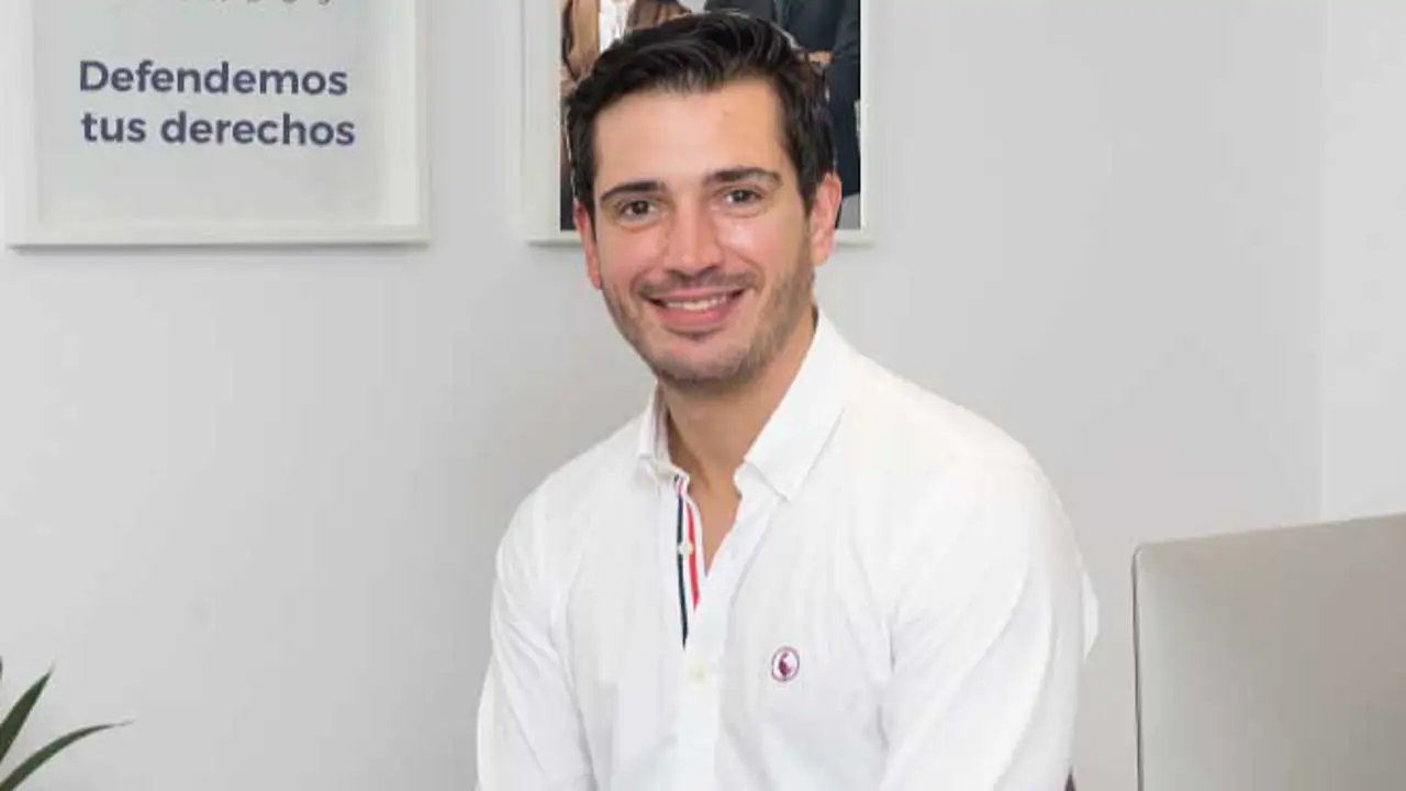 EXCLUSIVA | Jorge Mora, abogado: "El incumplimiento del horario de trabajo puede tener consecuencias graves. En último término, el despido sin indemnización"