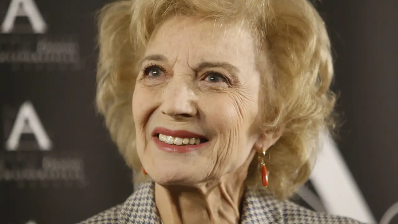 Marisa Paredes, sobre 'Felipe y Letizia': “Lo que refleja la serie es el momento en el que la reina Sofía empieza a ver que Letizia sería un problema para la monarquía”