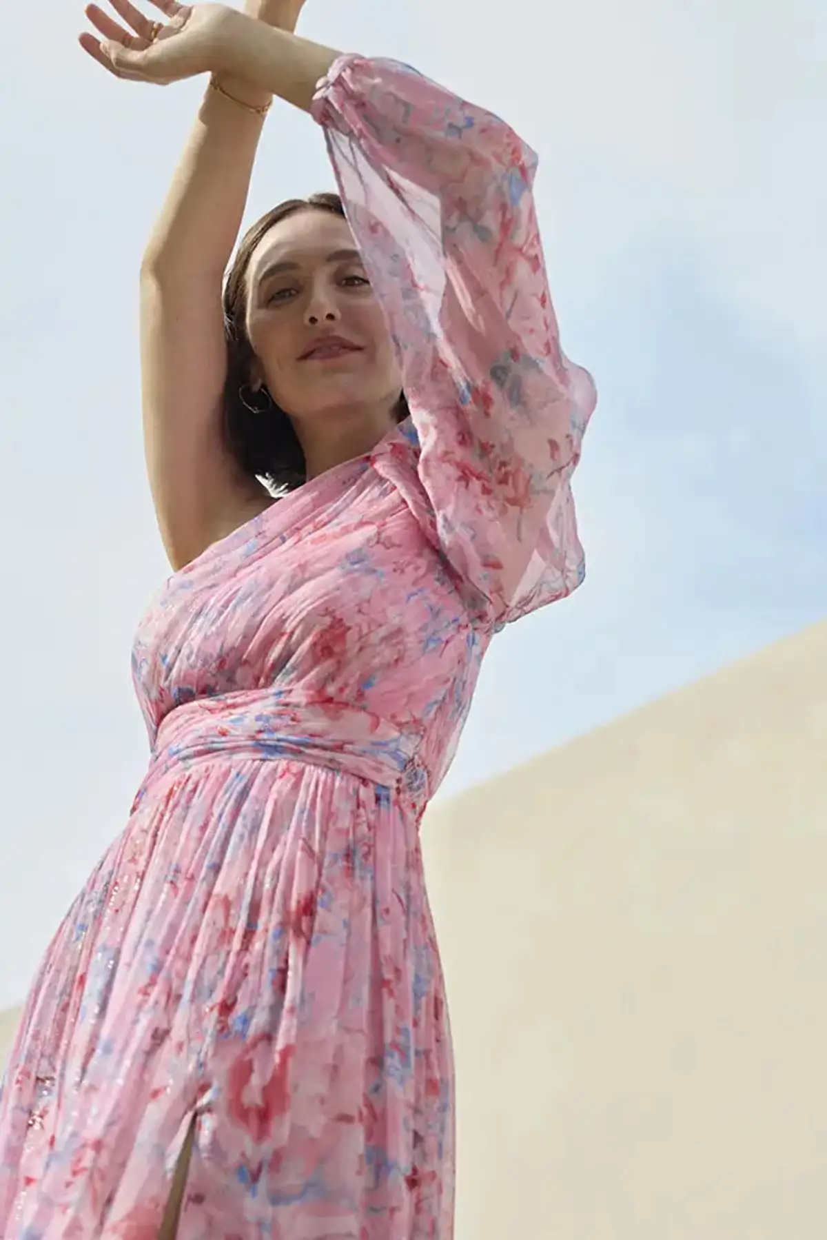 Vestido sueltecito cómodo Cortefiel Tamara Falcó
