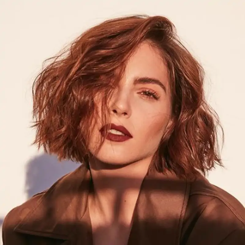 Según los expertos, estos son los cinco errores que más estropean el pelo en verano (y que seguramente no estás evitando) 