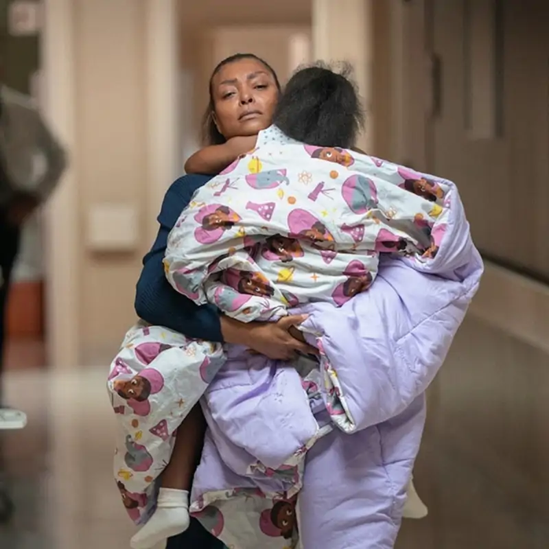 Se estrenó hace 4 días y ya triunfa en Netflix: la historia de una madre desesperada que se ha convertido en un thriller muy necesario