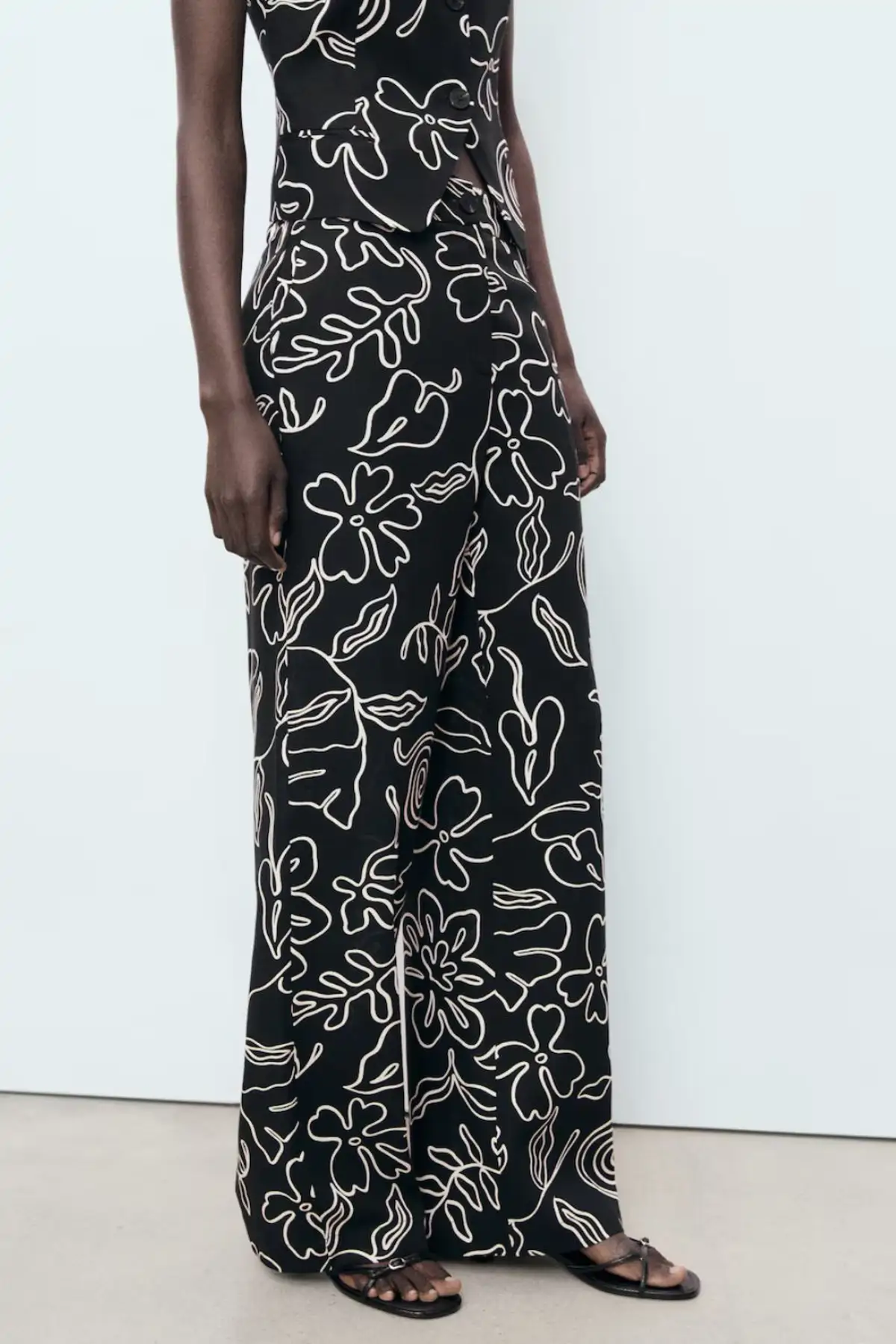 Pantalón de estampado floral