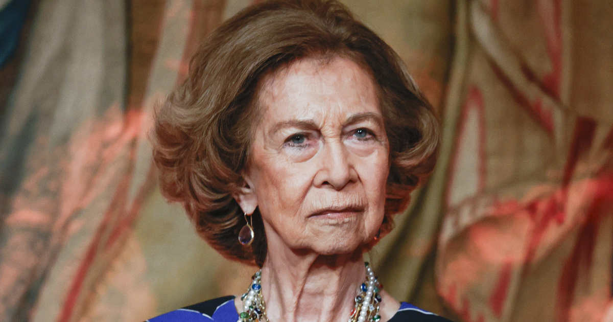 La amarga situación que vive la reina Sofía con su hermana Irene de Grecia:  "En Zarzuela son conscientes"