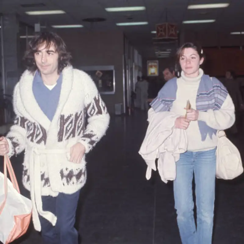 Así la revista Lecturas desveló la boda secreta de Joan Manuel Serrat: "Lo cierto es que Candela Tiffon y yo somos ya marido y mujer" 