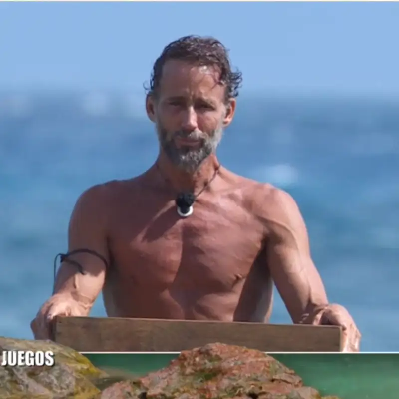 Álvaro Muñoz Escassi, al borde del llanto, se rompe en ‘Supervivientes 2025’ al hablar de Lara Dibildos