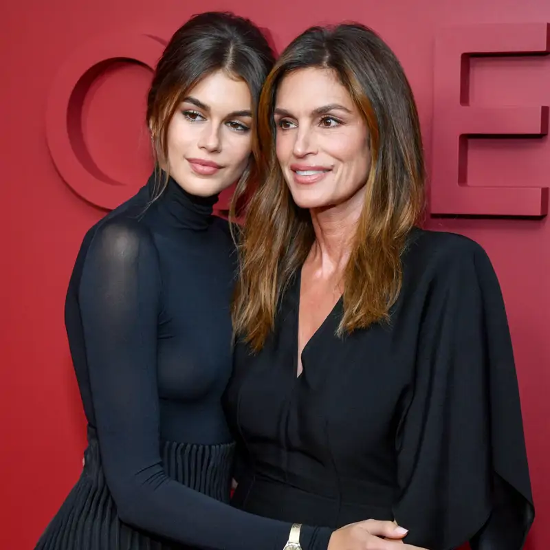 Cindy Crawford (59 años): "Le he enseñado a mi hija desde muy joven que la base de maquillaje y las cremas son donde más merece la pena invertir"
