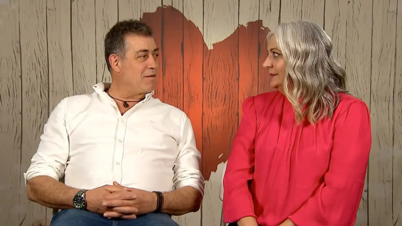 La confesión por la que Fernando (casi) arruina su cita en ‘First Dates’: "Me gustan mucho..."