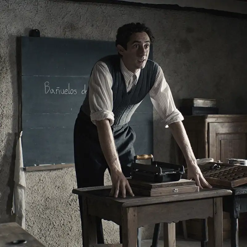 Lleva menos de una semana en Netflix y ya triunfa: la conmovedora película española de época basada en hechos reales que no olvidarás