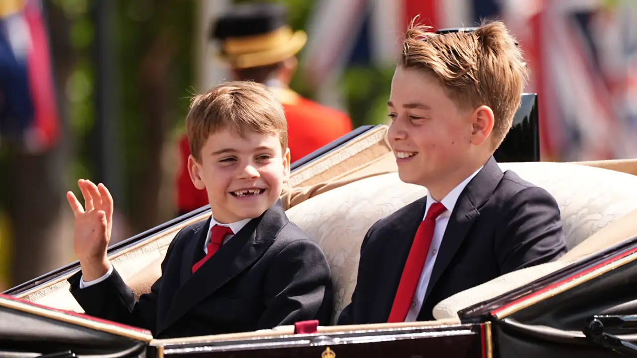 los príncipes George y Louis