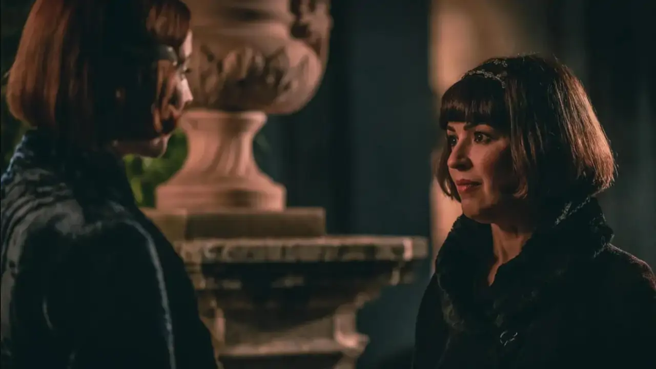 Avance del capítulo 13 de 'La Favorita': Elena y Lola, unidas por una desaparición