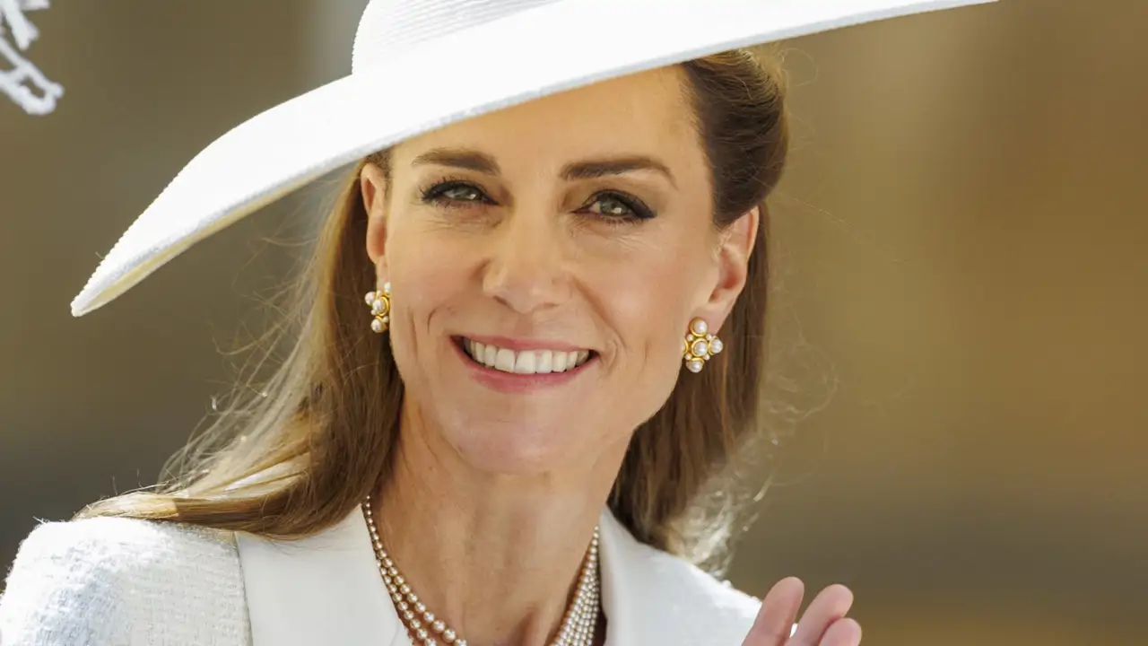 Una experta en la Casa Real advierte sobre Kate Middleton: "Ella viene del mundo real y hay una diferencia entre la realeza y el resto de nosotros"