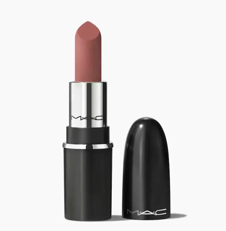 M.A.C Velvet Teddy 
