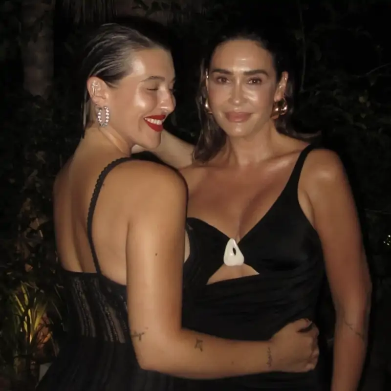 La lujosa escapada de Vicky Martín Berrocal y su hija, Alba Díaz, a Formentera tras el éxito de 'Las Berrocal'