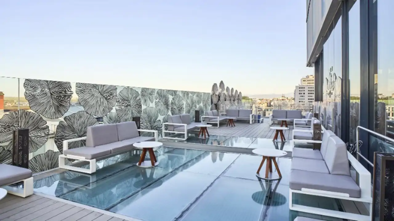 Ginkgo Sky Bar