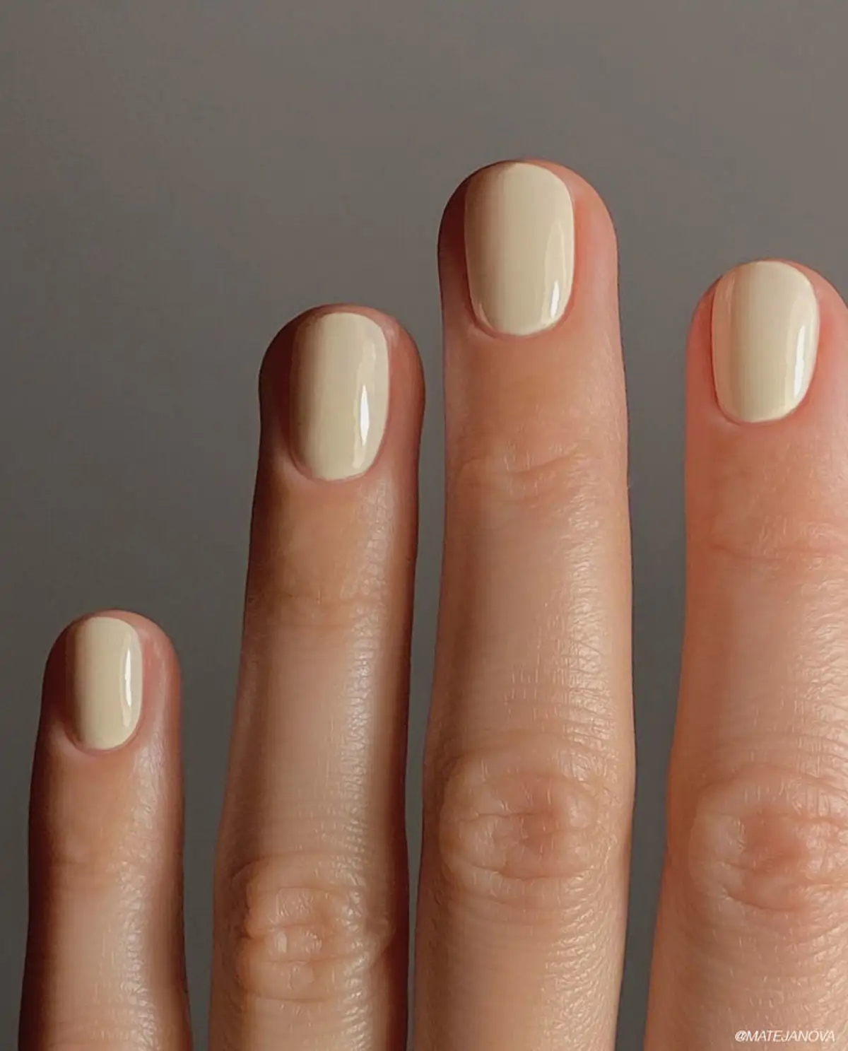 Butter nails