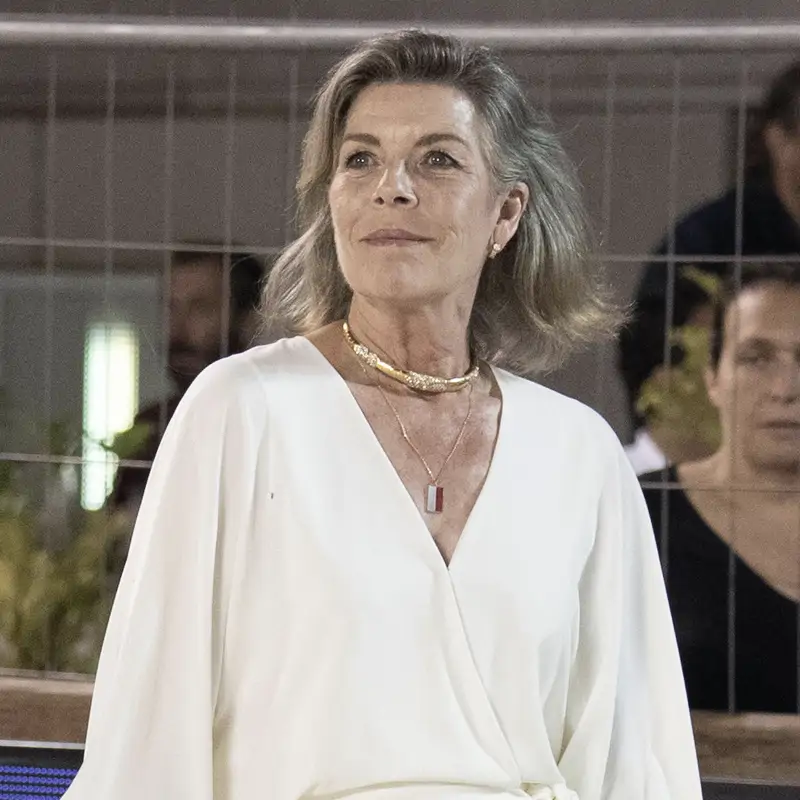 Carolina de Mónaco logra reunir a sus hijas Carlota Casiraghi y Alexandra de Hannover: sus looks, sus gestos y el motivo del encuentro