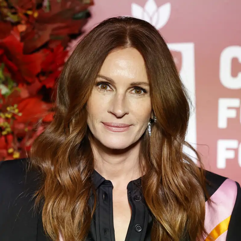 Julia Roberts, a sus 57 años: " A mi yo de 19 años le diría que no se depilara las cejas"