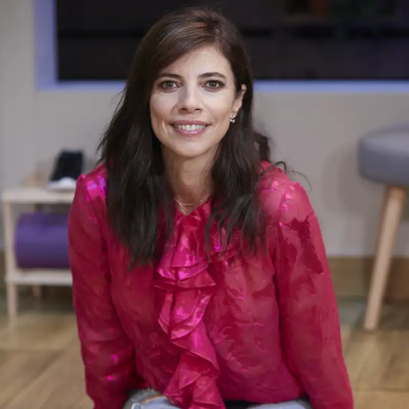 La casa de dos plantas, minimalista y con toques nórdicos que Maribel Verdú tiene en el corazón de Madrid