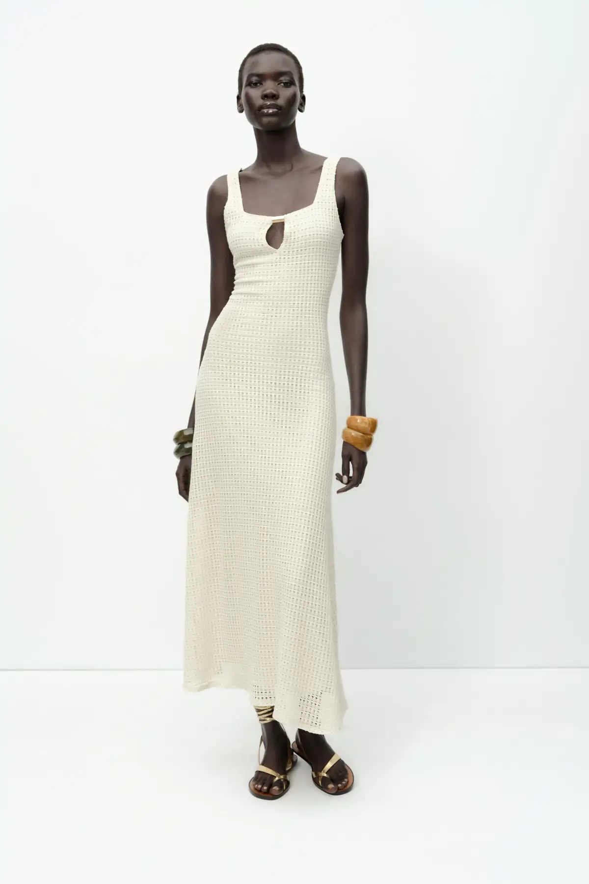 Novedades jueves Zara vestido crochet