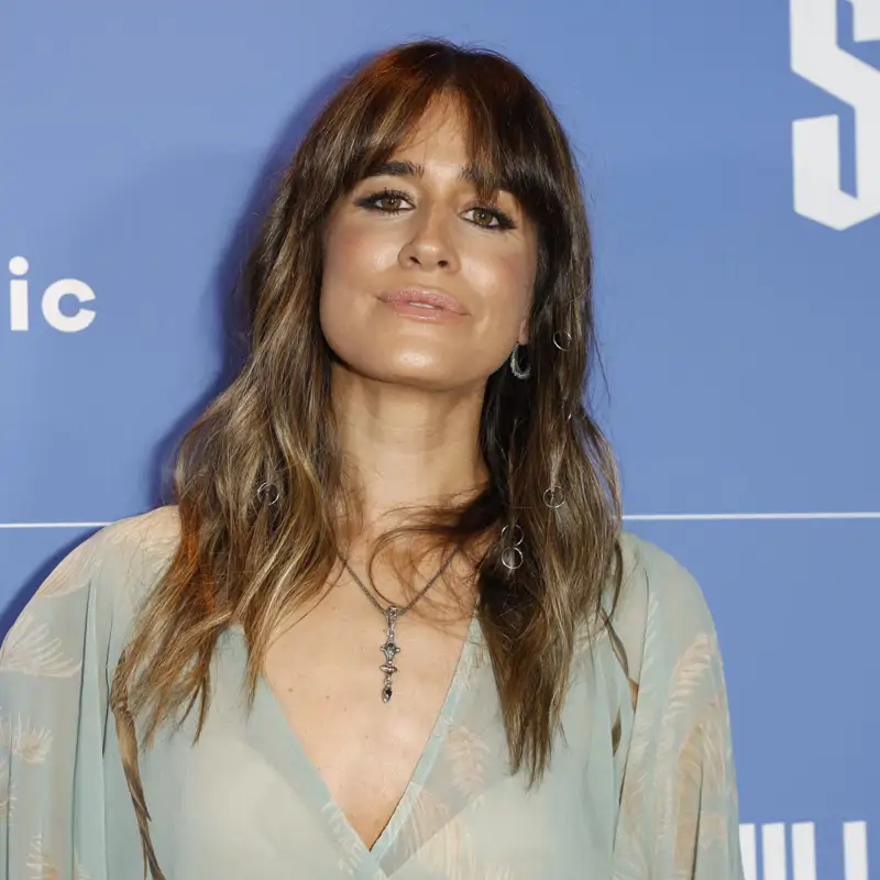 Encantador, marítimo y relajante: así es el pueblo de costa andaluz en el que veranea Isabel Jiménez