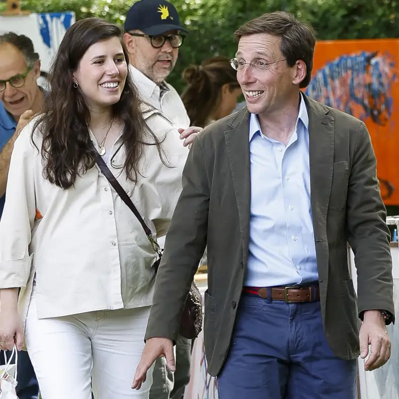 Teresa Urquijo y José Luis Martínez-Ameida ya son padres: el ‘luminoso’ nombre de origen latino que ella ha elegido para su hijo