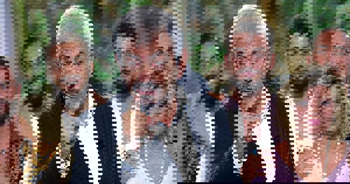 El plantón de Montoya, la reacción de Anita, Terelu contra Makoke y una  gran mentira confirmada: el resumen del debate final de 'Supervivientes  2025' en un click