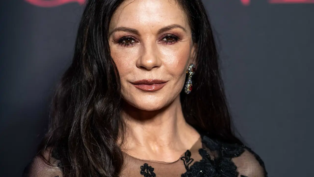 Catherine Zeta-Jones (55 años): "Usé esta crema durante años porque mi abuela la utilizaba antes"