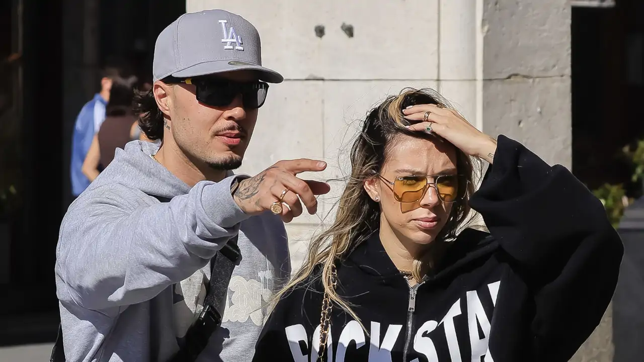 Carlo Costanzia y Alejandra Rubio, en la cárcel de Italia en la que está Pietro, hermano de él: de sus gritos al motivo de su visita