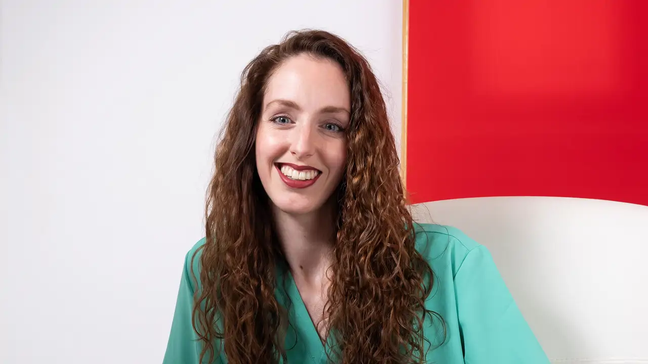 Natalia Durán, dietista y experta en microbiota: “Mantener el equilibrio intestinal con las comidas fuera de casa y cambios de ritmo en verano es clave”