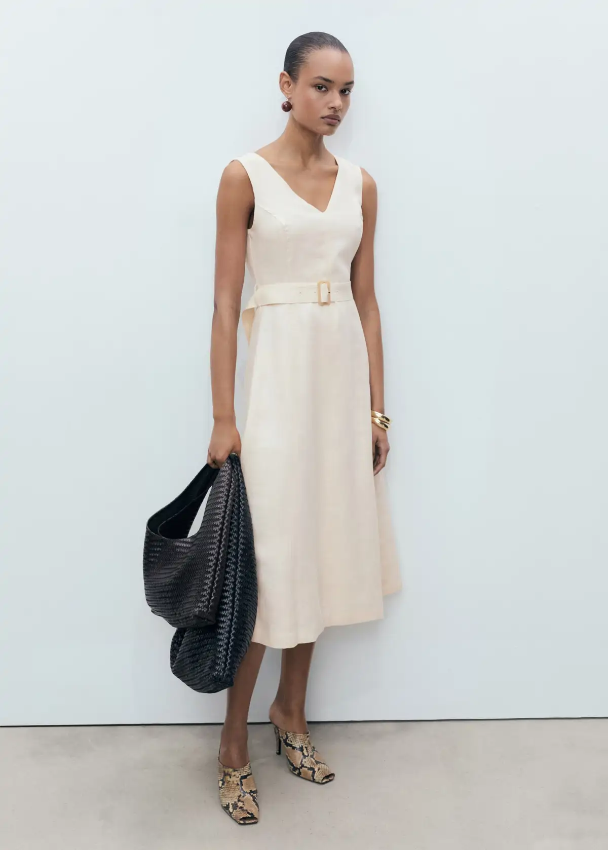 Rebajas verano stradivarius vestido de lino 