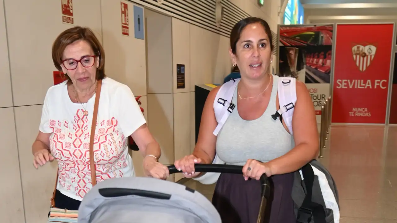 Anabel Pantoja viaja a Sevilla junto a su hija pero sin David Rodríguez: el motivo de su visita sorpresa que nada tiene que ver con el bebé de Isa Pantoja