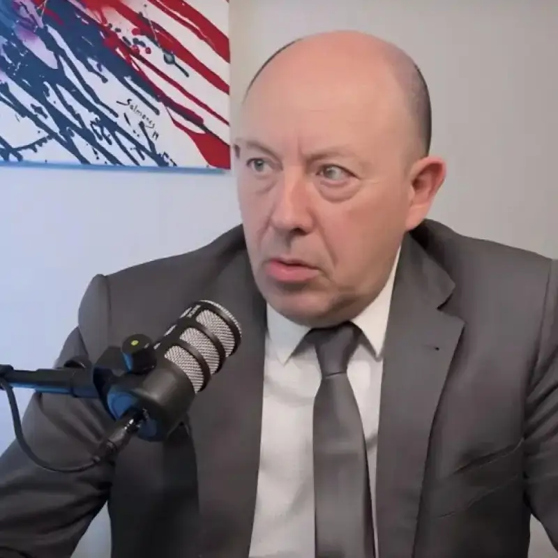 Gonzalo Bernardos, profesor de economía: "Estar mucho tiempo en el mercado del alquiler es una trampa mortal, porque cada vez te es más difícil comprar una vivienda"