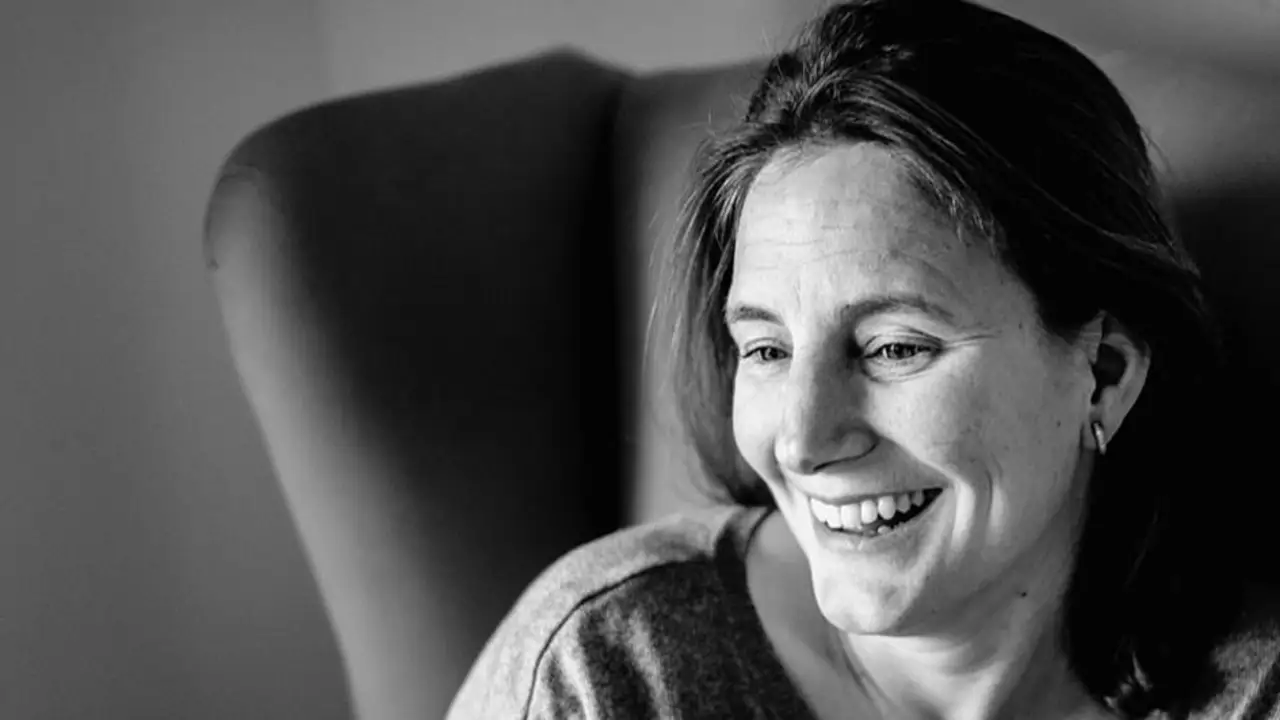 Natalia de Santiago, experta en finanzas y ahorro: "El error más común que comete la gente entre los 20 y los 40 años es no empezar a ahorrar para la jubilación"