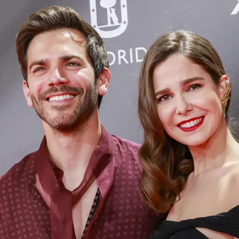 El precioso pueblo de la Costa Brava de casas blancas frente al mar Mediterráneo y calles empedradas en el que veranean Natalia Sánchez y Marc Clotet con sus dos hijos