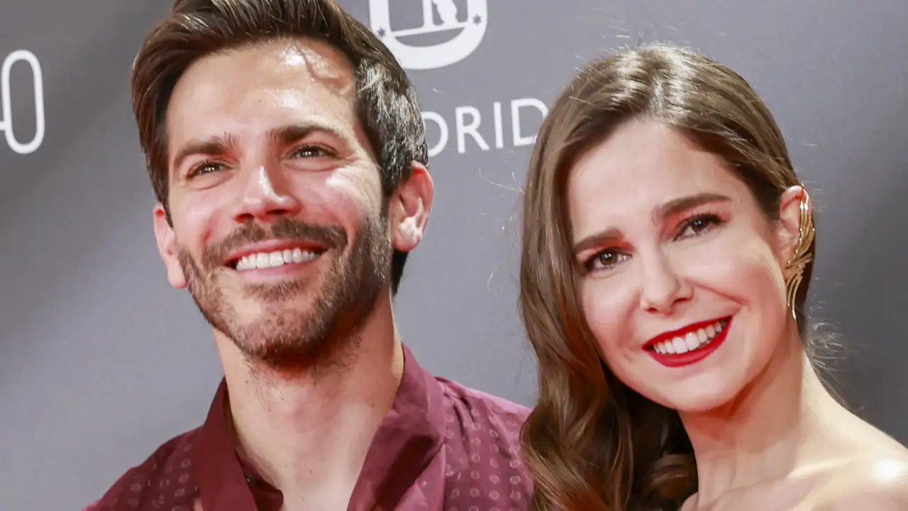 El precioso pueblo de la Costa Brava de casas blancas frente al mar Mediterráneo y calles empedradas en el que veranean Natalia Sánchez y Marc Clotet con sus dos hijos