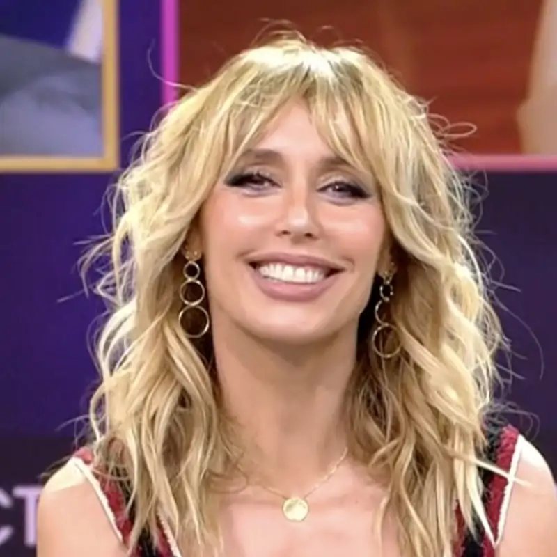 Emma García envía un mensaje a Marta López tras su espectacular boda y confiesa lo que más le ha sorprendido