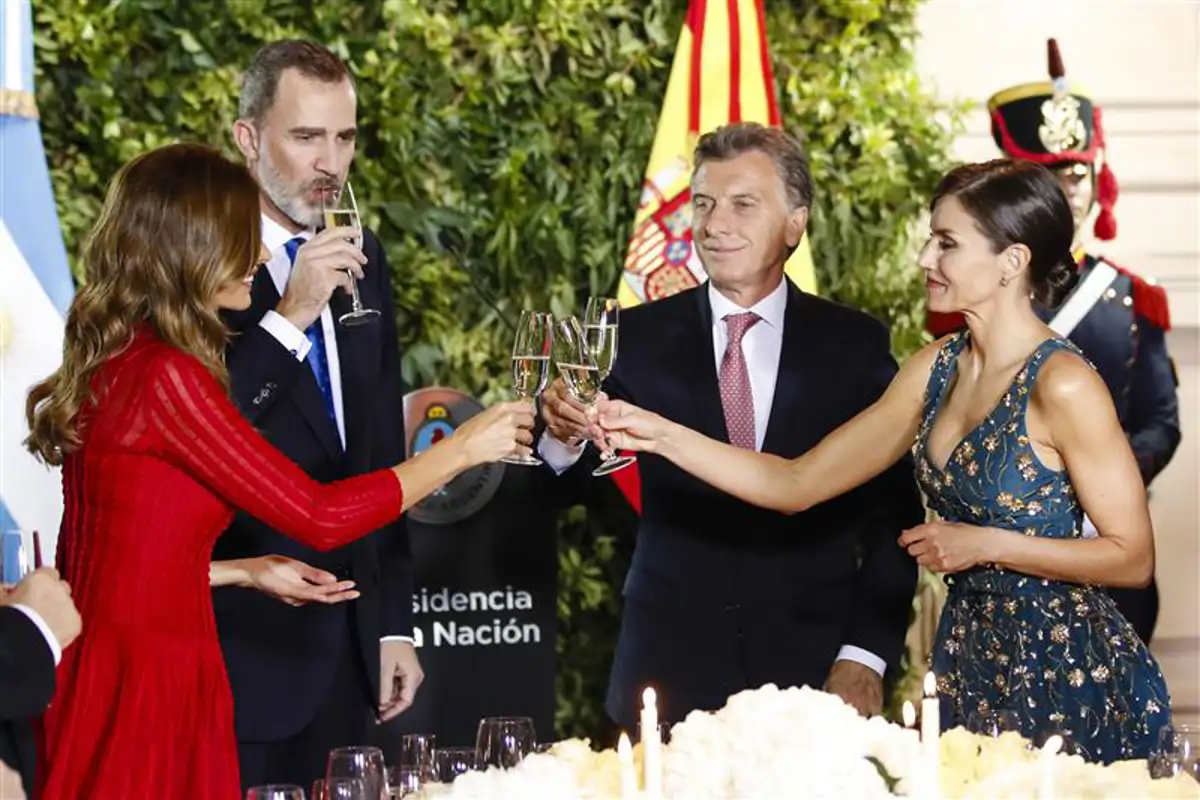 Letizia y Felipe con Mauricio Macri en Argentina 2019