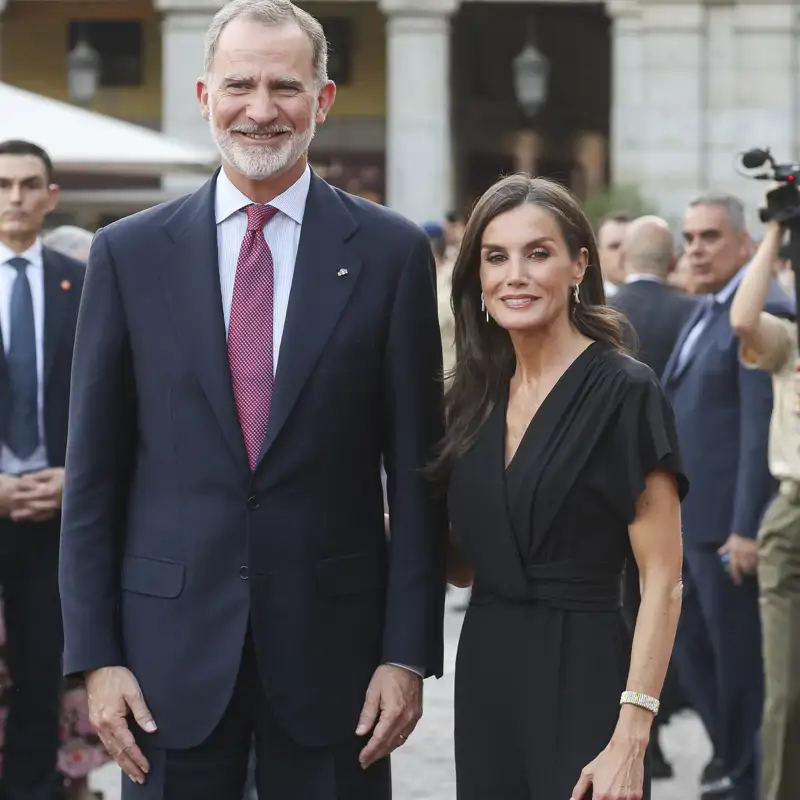 Casa Real hace oficial los regalos recibidos en 2024: del detalle de Máxima de Holanda a la antorcha olímpica