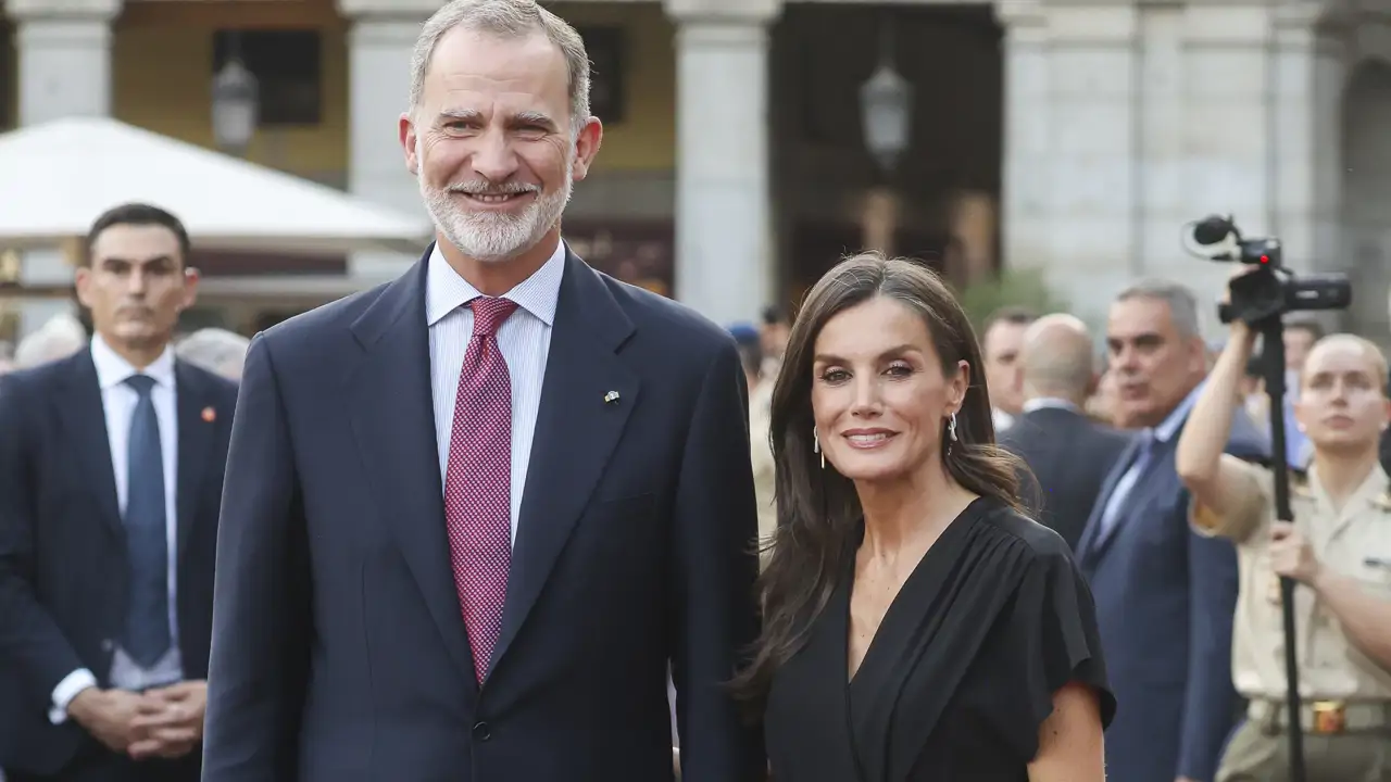 Casa Real hace oficial los regalos recibidos en 2024: del detalle de Máxima de Holanda a la antorcha olímpica
