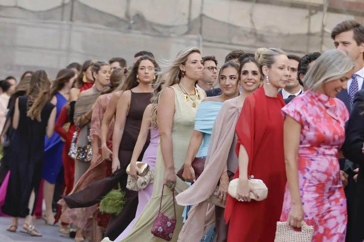 Vestido forrado con volantes y escote cuadrado Paz Torras