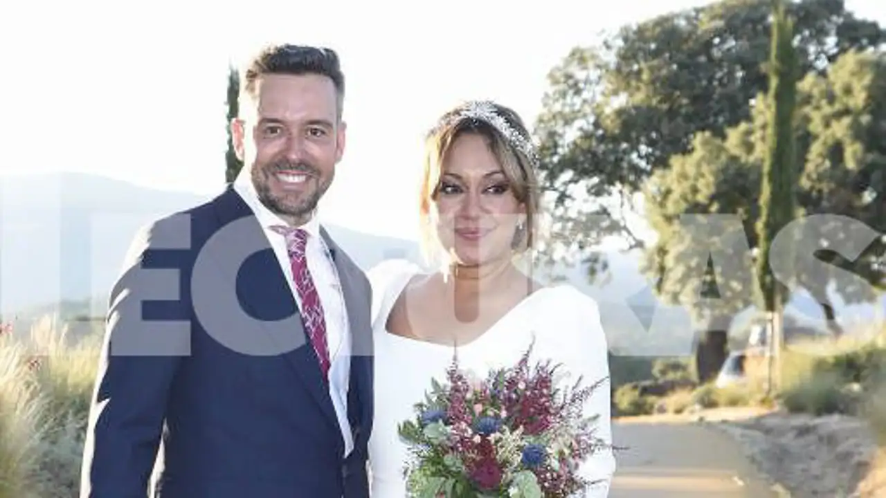 Así fue la boda de Kike Calleja y Raquel Abad hace 3 años: De las lágrimas de Terelu, a la lectura de Alejandra Rubio, pasando por las sorpresas para los novios