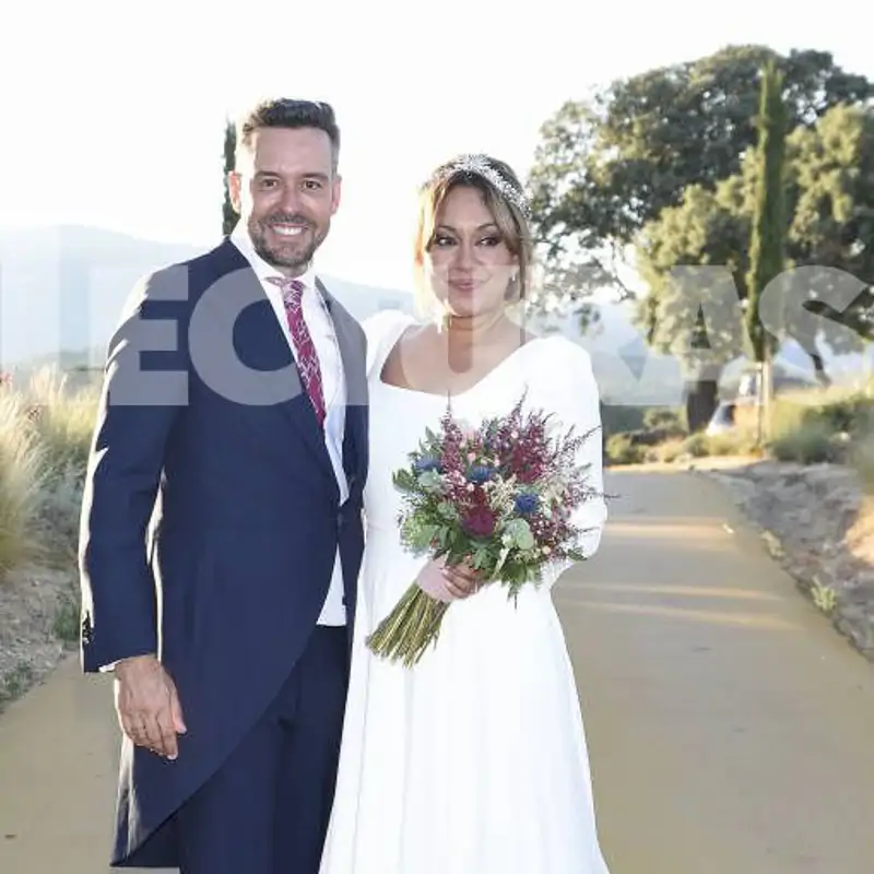Así fue la boda de Kike Calleja y Raquel Abad hace 3 años: De las lágrimas de Terelu, a la lectura de Alejandra Rubio, pasando por las sorpresas para los novios