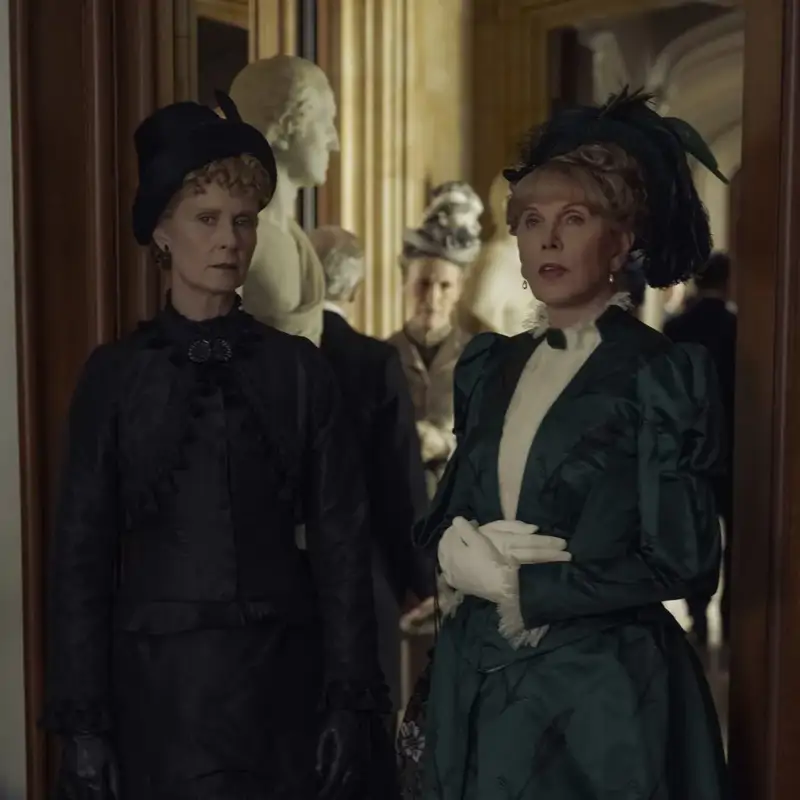 Está arrasando en HBO: la adictiva serie de época del creador de 'Downton Abbey' con mucho drama, traiciones y romances 